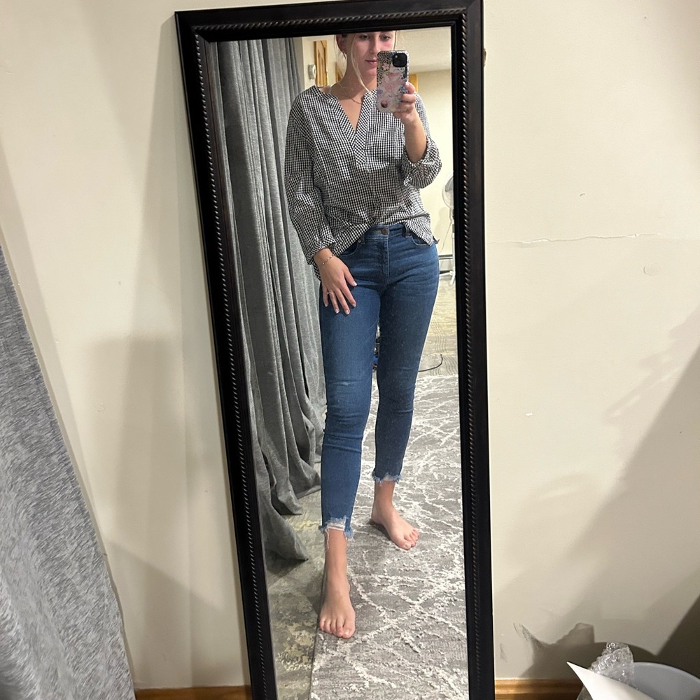 blouse - Picture 2 of 5